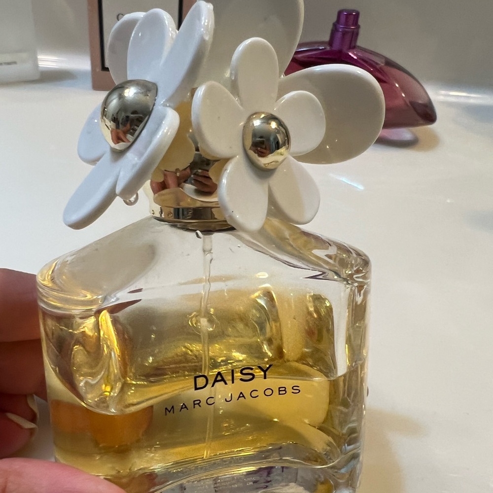 Daisy Perfume 3.4 oz